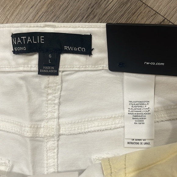 RW&Co. Natalie High-Rise White Jegging - Picture 3 of 5